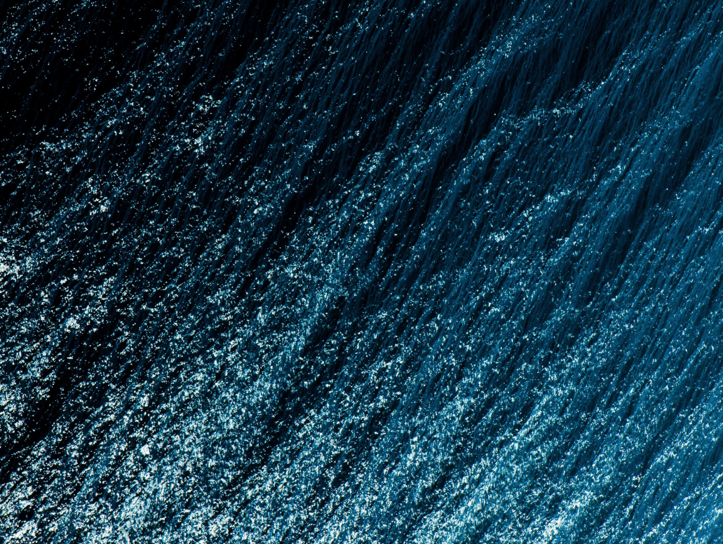 avocat-texture-mer-eau-brillante-zwang-siarnowski avocat